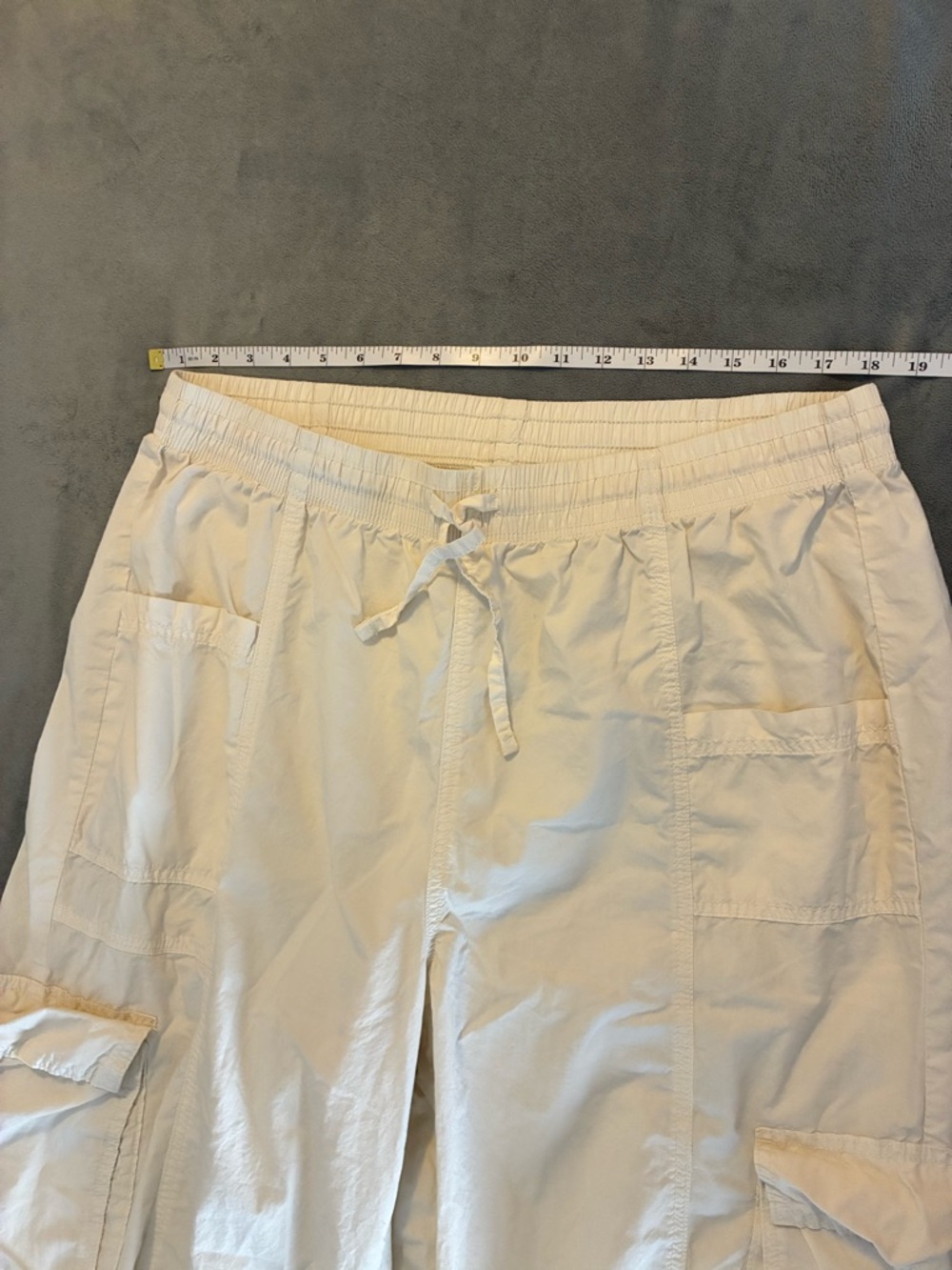 aerie Cream Wide-Leg Cargo Pants with Drawstring Waist - Picture 14 of 16